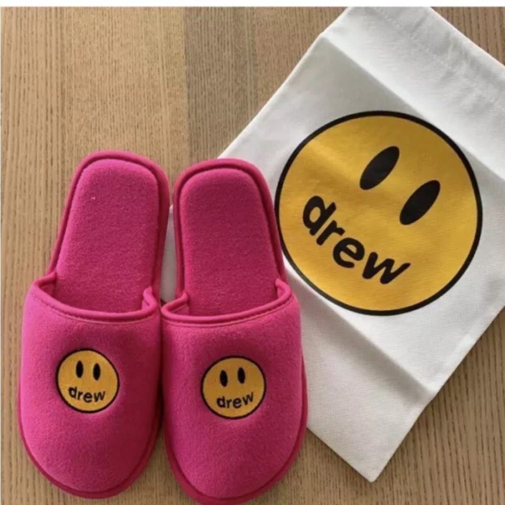 Magenta Mascot L/XL Drew House Slippers